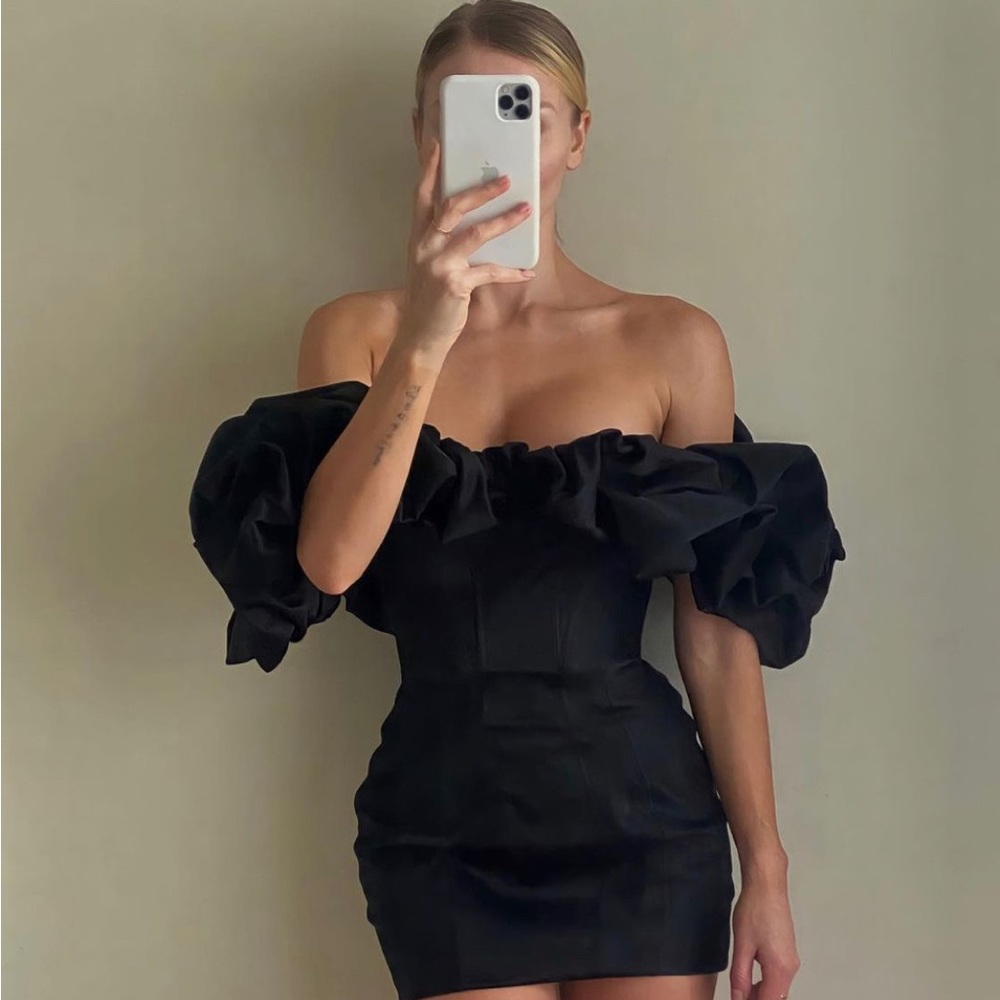 House Of Cb 'Selena' Black Satin Puff Shoulder Dress